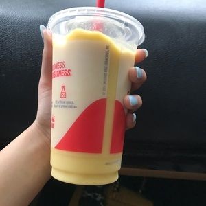 Meet your Posher, Ariana